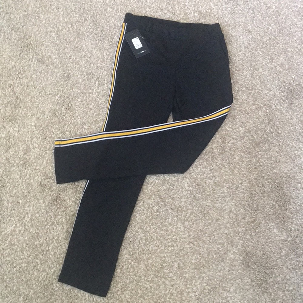 New skinny black pants from FashionNova